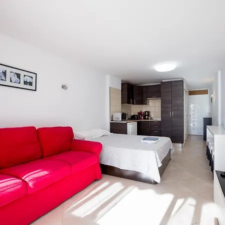 Go2tenerife Apart'mira Balcony W/ Sea View&pool Playa de las Americas (Tenerife)