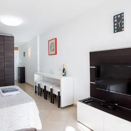 Go2tenerife Apart'mira Balcony W/ Sea View&pool * Playa de las Americas (Tenerife)